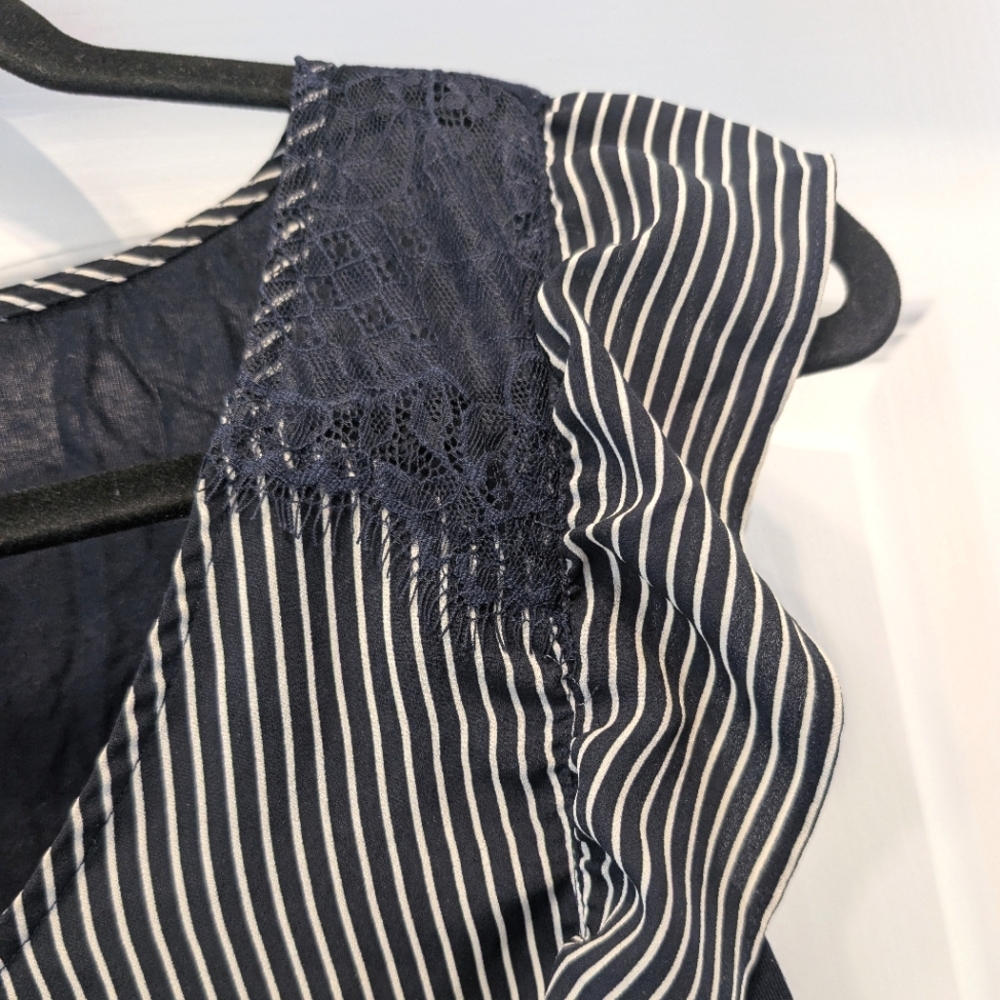 2/$15 ✨Express Striped Ruffle Blouse - Picture 2 of 2